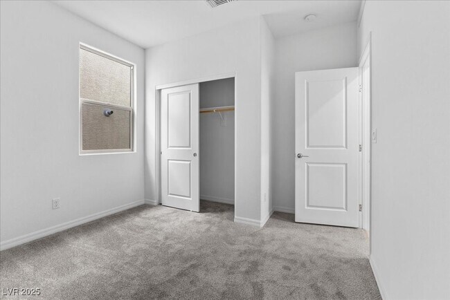 Building Photo - 5774 Aurora Gale Ct