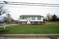 Building Photo - 11209 Caroline Ave