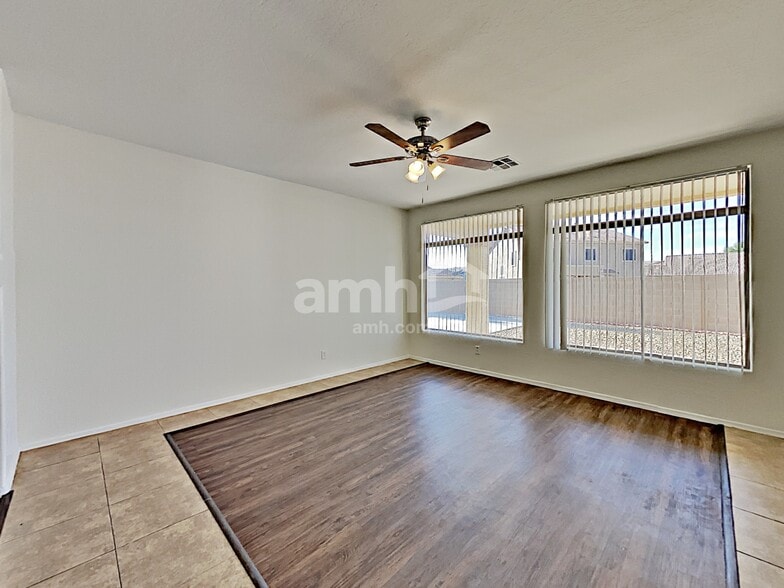 Building Photo - 12733 W Rosewood Dr