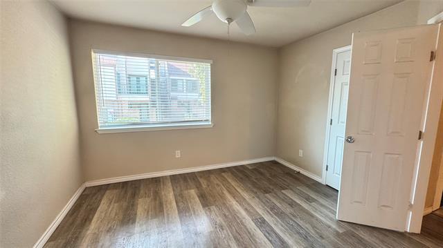 Building Photo - 2304 Balsam Dr