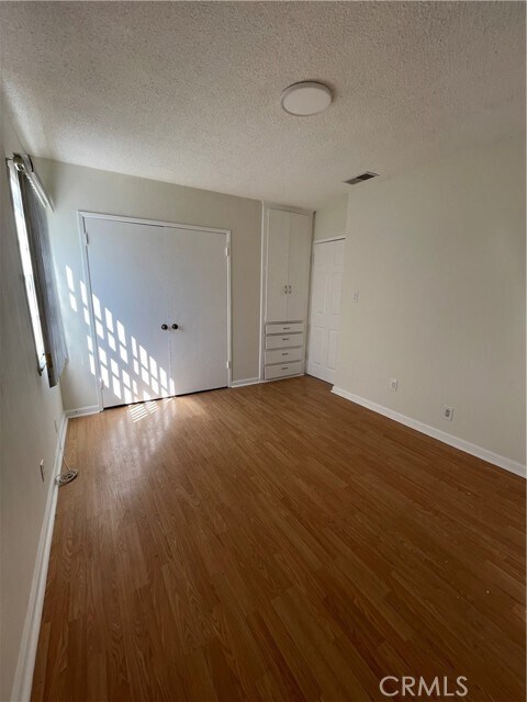 Building Photo - 14261 Cedarwood St