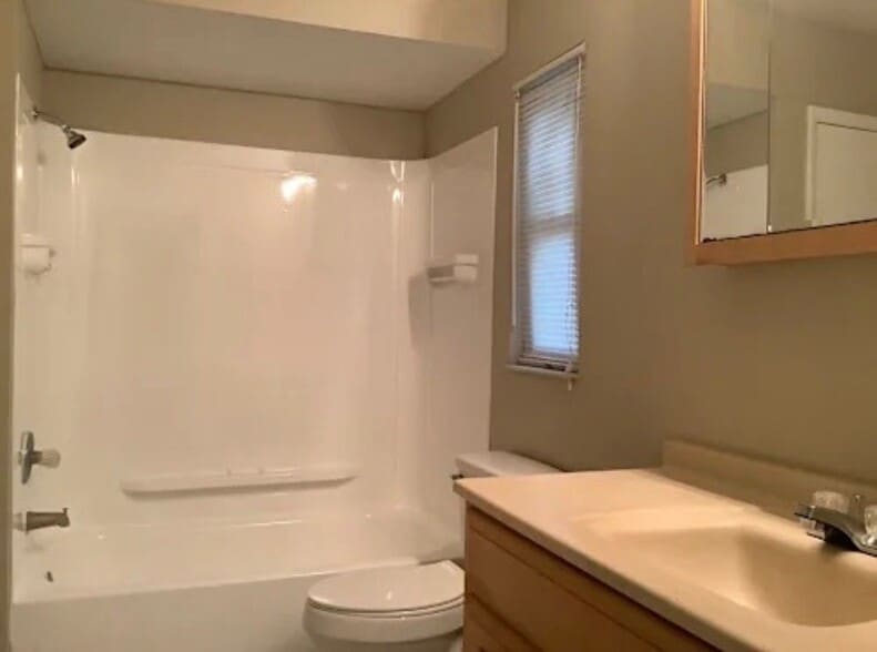 Building Photo - 1228 Lornewood Dr