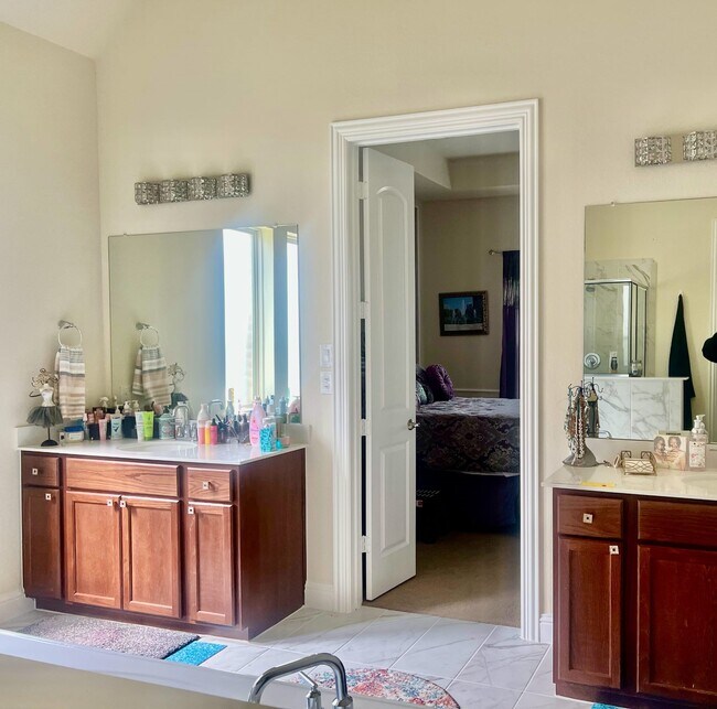 Building Photo - 2349 Blue Sail Dr