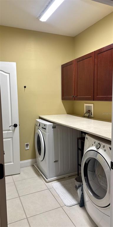 Building Photo - 10685 Whittington Ct