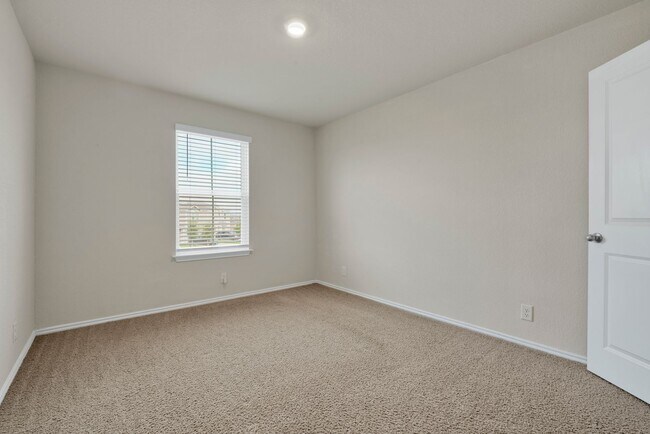 Building Photo - 9570 Ranch Lp