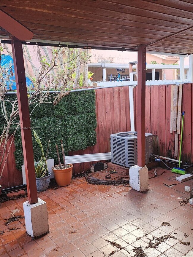 Building Photo - 4505 W 15th Ave