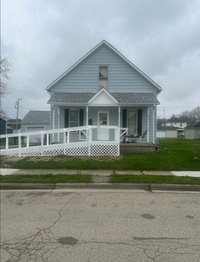 Building Photo - 621 Miami St