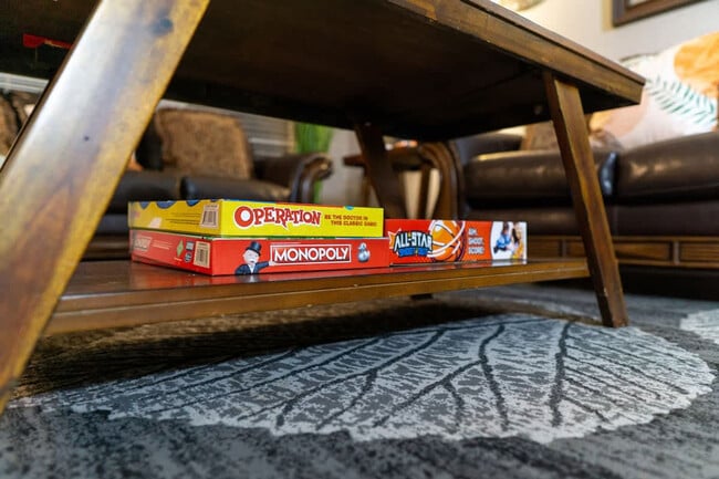 Building Photo - 1107 Shadowcrest Ln