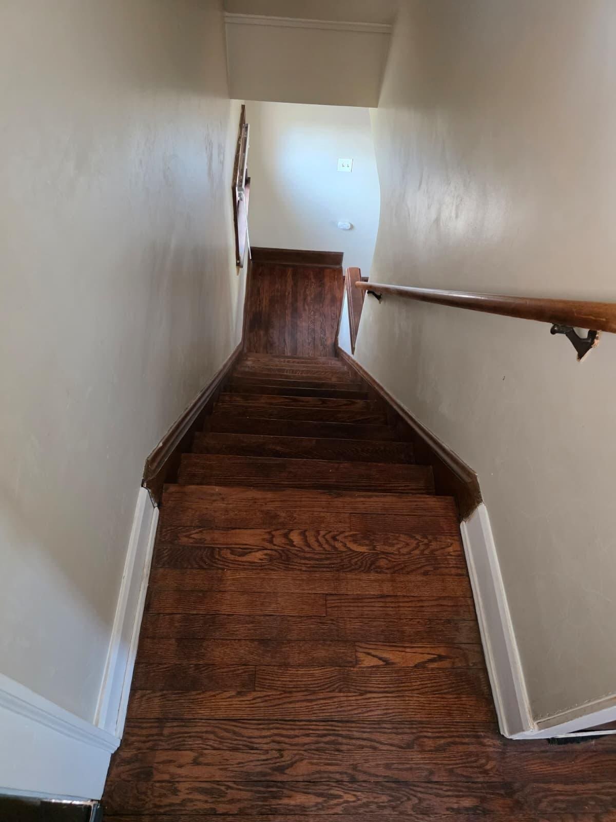 Building Photo - 2048 Rossmoor Rd