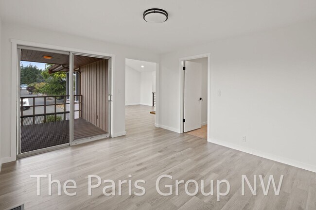 Building Photo - Lovely 2025 Remodeled Shoreline 4BR in Ric...