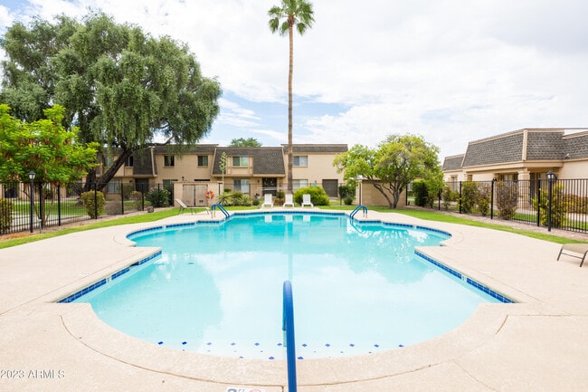 Building Photo - 4869 N Granite Reef Rd
