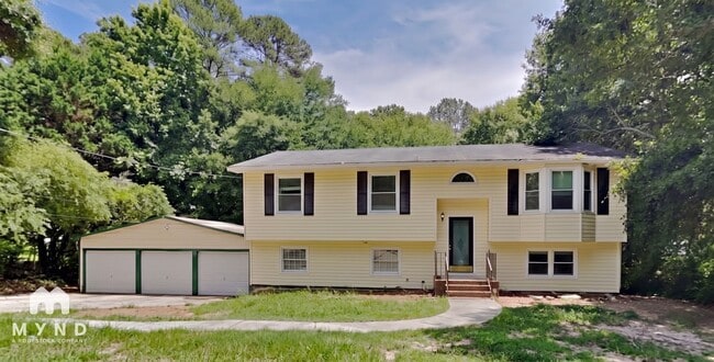 Building Photo - 3798 Leach Rd