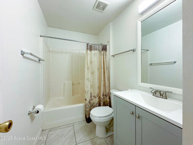 Building Photo - 2406 Deercroft Dr