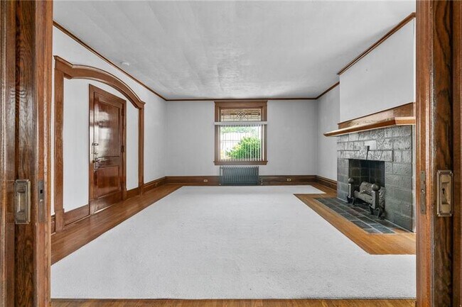 Building Photo - 1306 Ridge Ave