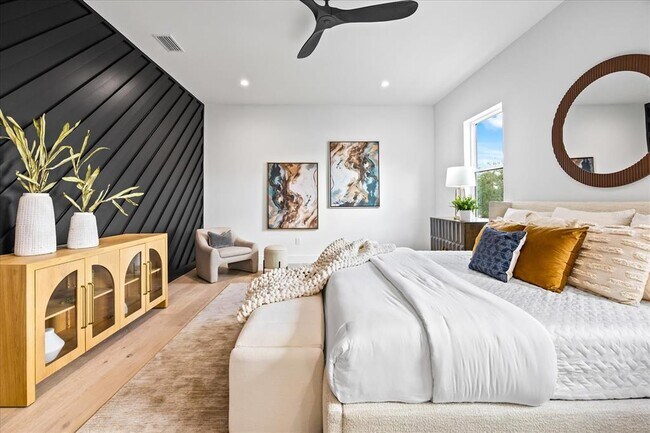 Building Photo - 3601 W Platt St