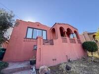 Building Photo - Detached Single Family Home in Peidmont Ne...