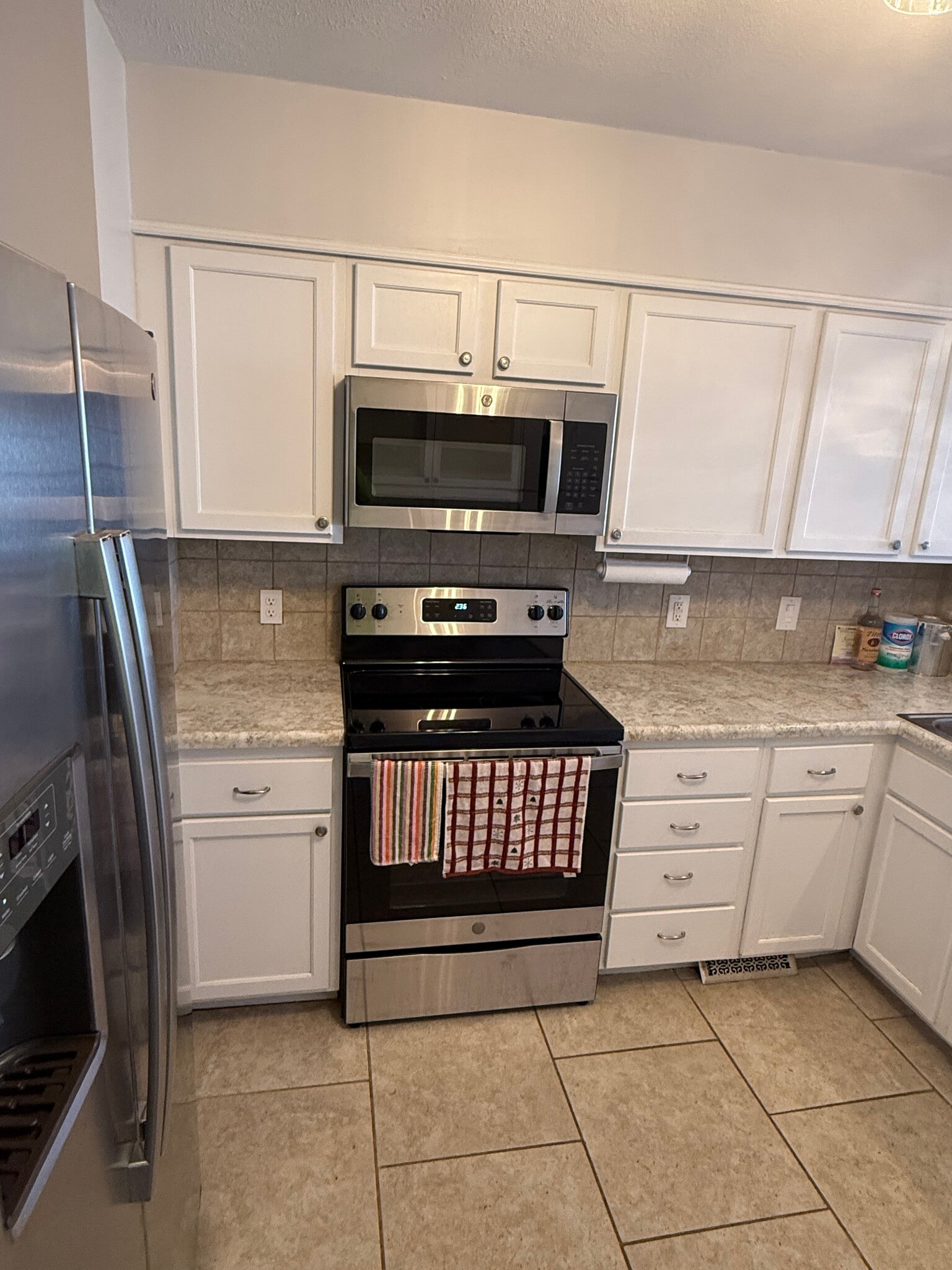 Building Photo - 3212 S Palmer St