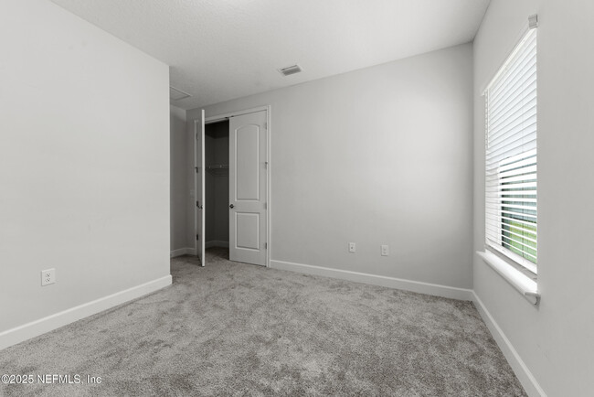 Building Photo - 127 Ashley Lake Ct