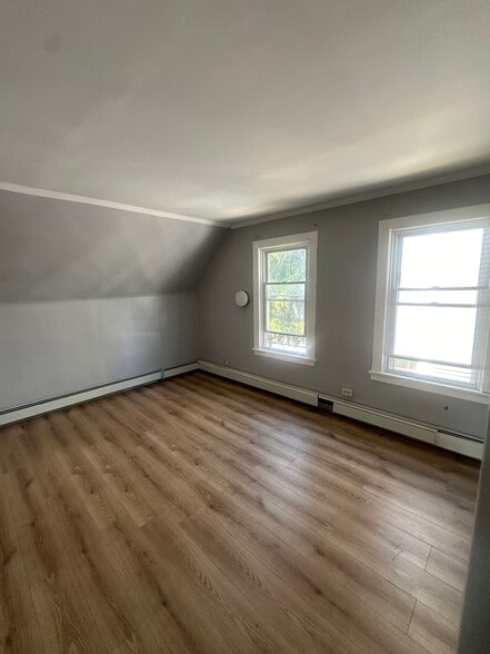 Building Photo - 15 13th St