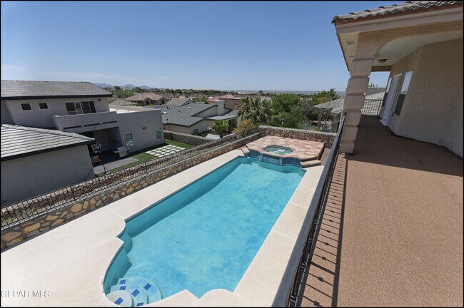 Building Photo - 6300 Franklin Vista Dr