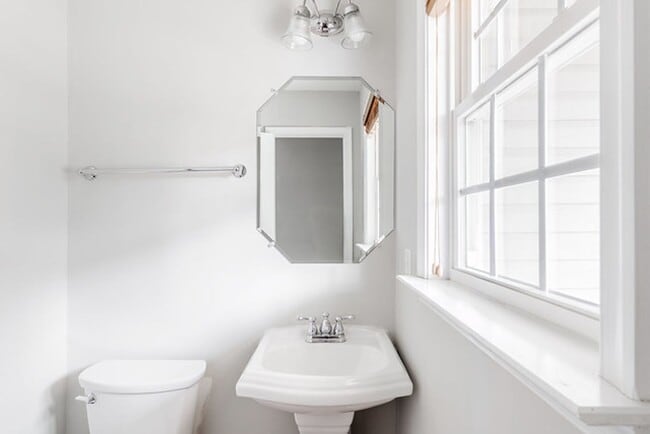 Building Photo - Charming 4 bedroom Colonial in Midlothian!