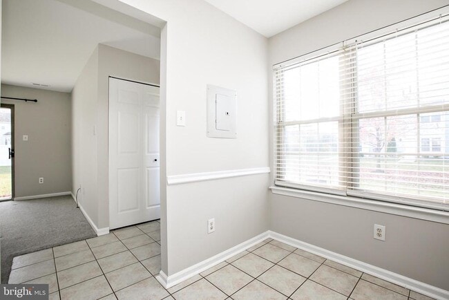 Building Photo - 645 Covington Ct