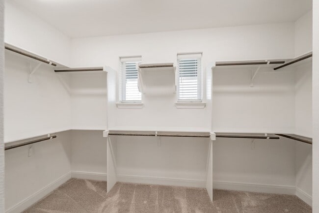 Building Photo - Stunning modern farmhouse in Walsh Ranch!