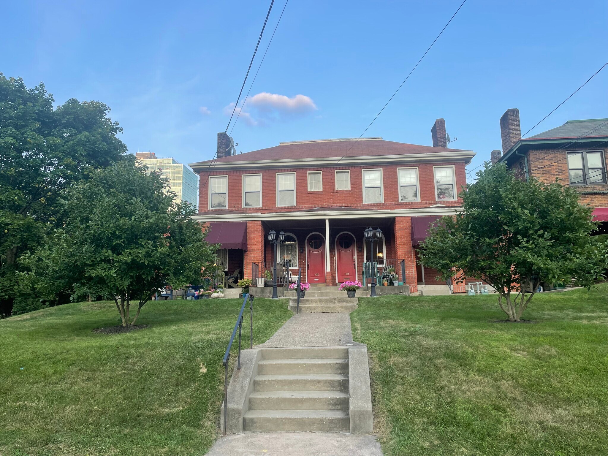 Building Photo - 1422 N Negley Ave