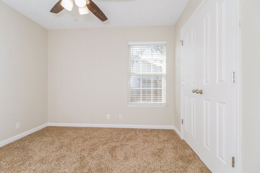 Building Photo - 1147 Melvin Dr