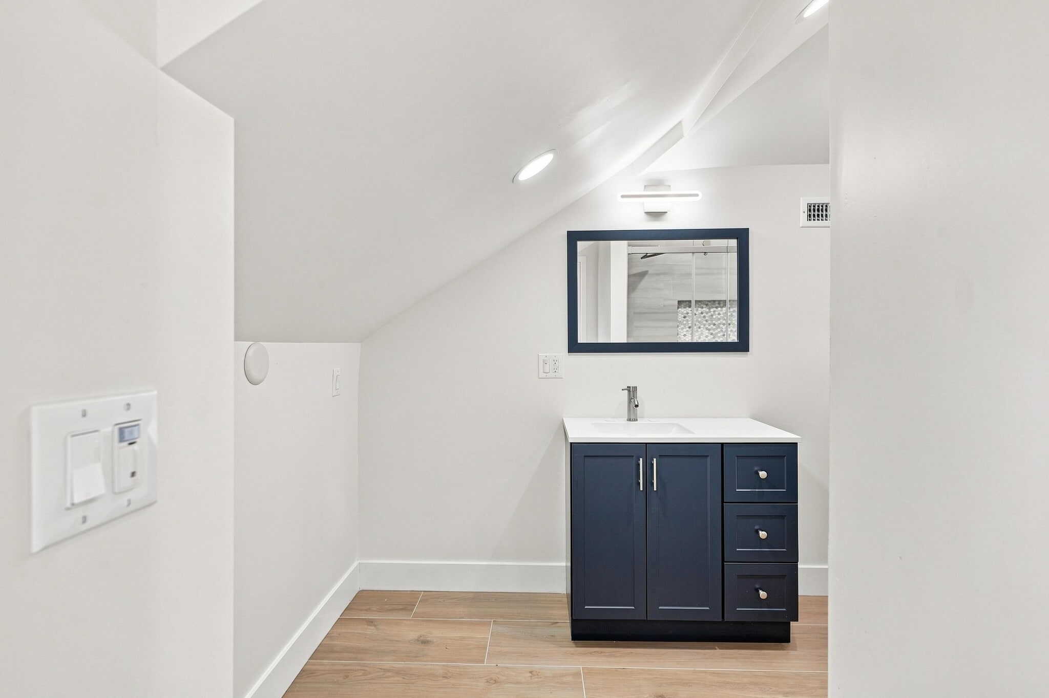Building Photo - 3410 W 27th St