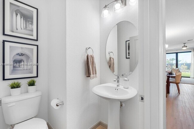 Building Photo - 13138 SW Valletta Wy