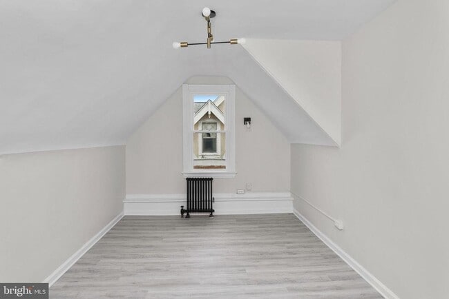 Building Photo - 12 6th Ave