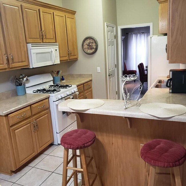 Building Photo - The Woodlands Subdivision/ Level Plains .... COMPLETELY FURNISHED WITH POOL!!!