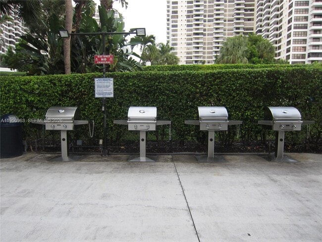 Building Photo - 500 Three Islands Boulevard