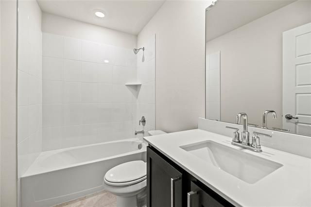 Building Photo - 411 Revolution Rd