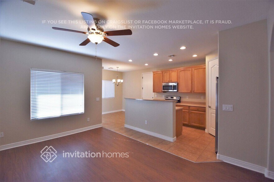 Building Photo - 254 S Aaron