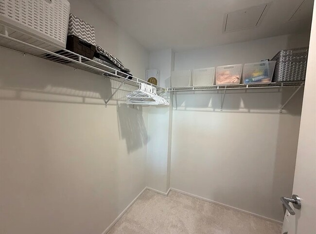 Building Photo - 1 Earhart St