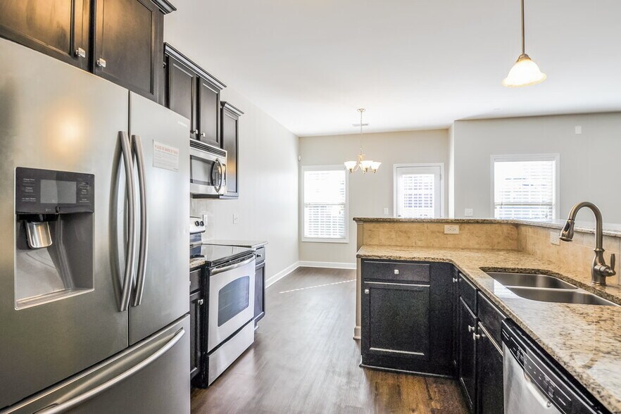 Building Photo - 408 McCarthy Dr