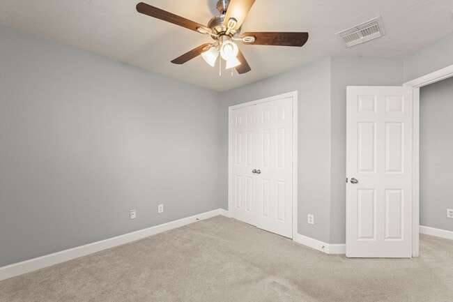 Building Photo - 25242 Boulder Bend Ln