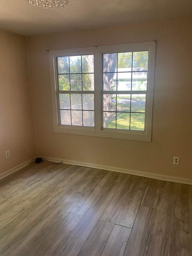 Building Photo - 701 N Claiborne