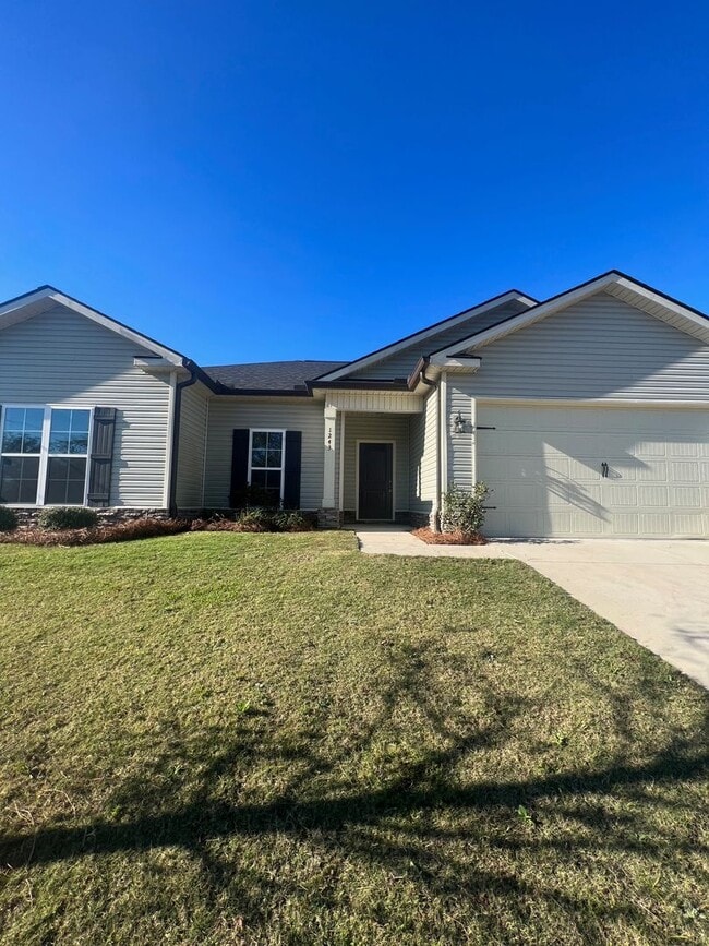 Building Photo - 4 Bedroom/2 Bathroom  Home in Thomson, Georgia just off the Bypass