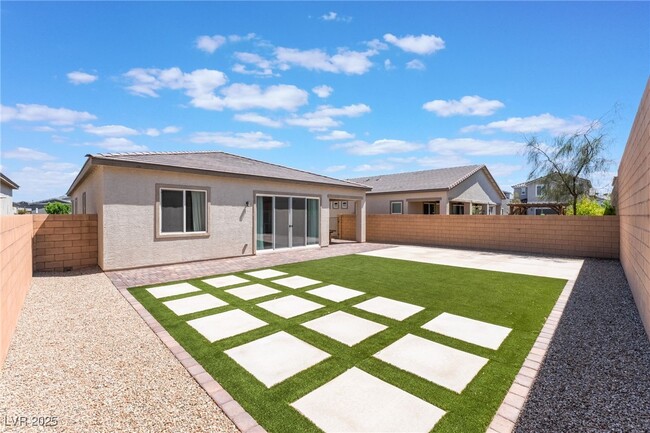 Building Photo - 9117 Sag Vly Ct