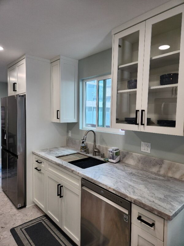 Building Photo - 720 Coronado Ct