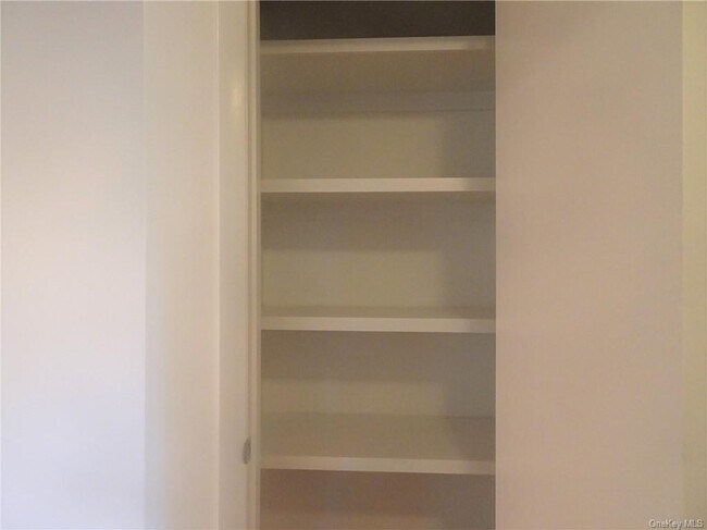 Building Photo - 300 Livingston Ave