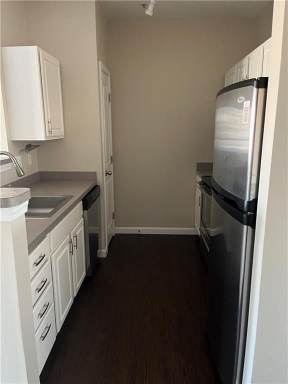 Building Photo - 1000 Providence Pl