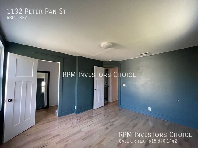 Building Photo - COMING SOON!! Beautifully renovated 4bdrm/...