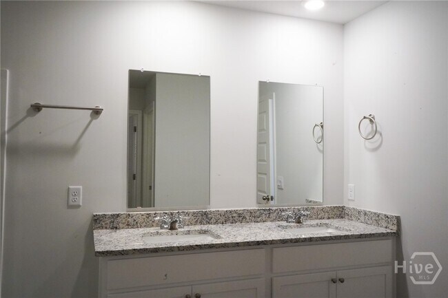 Building Photo - 397 Coconut Dr