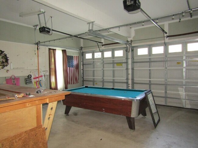 Building Photo - 703 Tradewind Ct