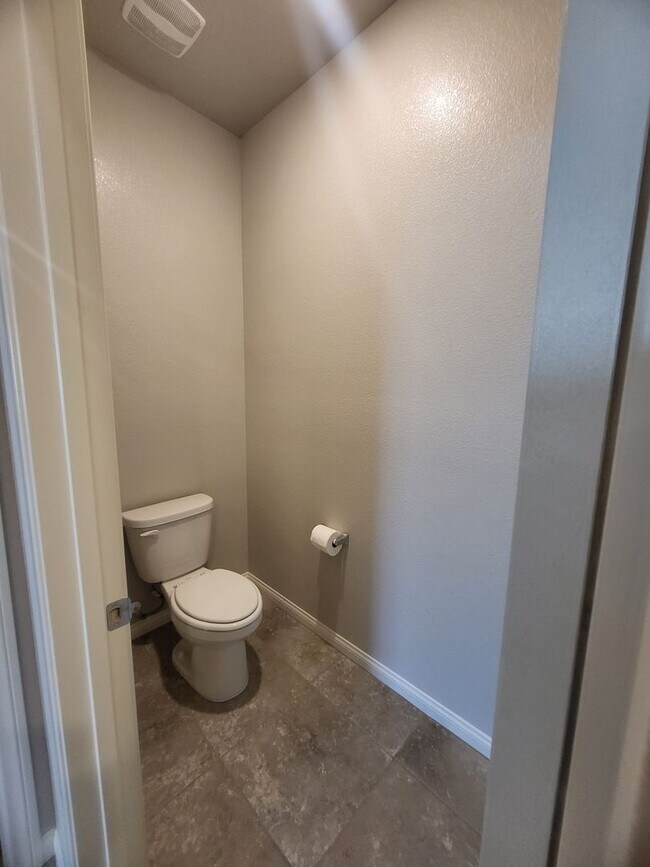 Building Photo - RIVERSTONE CELEBRATE HOMES - Hawk Ave.