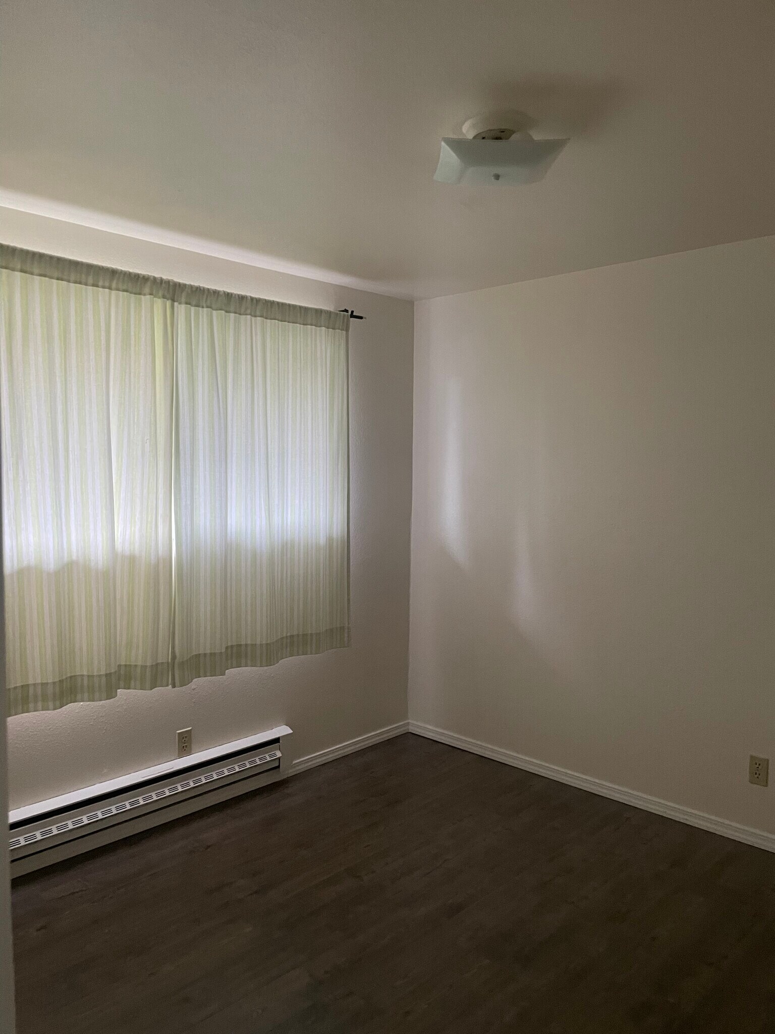 Bedroom 1 - 115 Summit Ave N